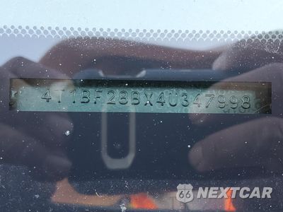 Zdjęcie 12 z 12 samochodu: 2004 TOYOTA AVALON XL VIN:4T1BF28BX4U347998 - miniatura