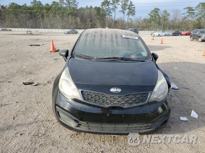 Piąte zdjęcie samochodu w środku: 2013 KIA RIO LX VIN:KNADM4A36D6211032 - miniatura