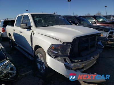 Czwarte zdjęcie samochodu z boku: 2017 RAM 1500 SLT VIN:3C6RR7LT7HG575240 - miniatura