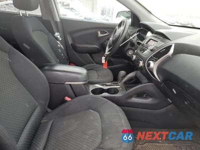 Zdjęcie 7 z 12 samochodu: 2012 HYUNDAI TUCSON GL VIN:KM8JT3AB2CU496229 - miniatura