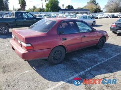 Trzecie zdjęcie samochodu z tyłu: 1997 TOYOTA COROLLA DX VIN:1NXBB02EXVZ510072 - miniatura