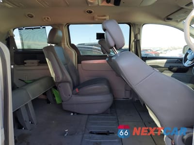 Zdjęcie 11 z 13 samochodu: 2012 VOLKSWAGEN ROUTAN SE VIN:2C4RVABG4CR293887 - miniatura