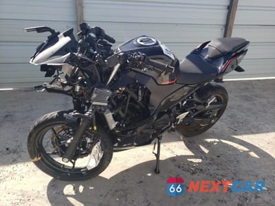 Drugie zdjęcie samochodu z przodu: 2019 KAWASAKI EX400 VIN:JKAEXKH16KDA33412 - miniatura