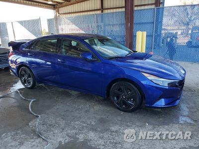 Czwarte zdjęcie samochodu z boku: 2021 HYUNDAI ELANTRA SEL VIN:5NPLM4AG7MH023532 - miniatura
