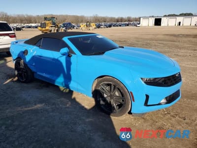 Czwarte zdjęcie samochodu z boku: 2022 CHEVROLET CAMARO LS VIN:1G1FB3DX1N0104767 - miniatura