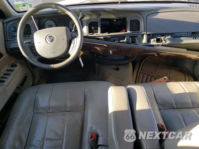 Zdjęcie 8 z 12 samochodu: 2010 MERCURY GRAND MARQUIS LS VIN:2MEBM7FV9AX604897 - miniatura