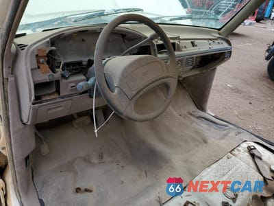 Zdjęcie 8 z 12 samochodu: 1996 FORD F250 VIN:2FTHF25H3TCA66101 - miniatura