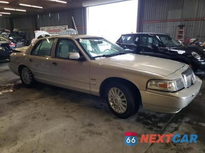 Czwarte zdjęcie samochodu z boku: 2009 MERCURY GRAND MARQUIS LS VIN:2MEHM75V69X603293 - miniatura