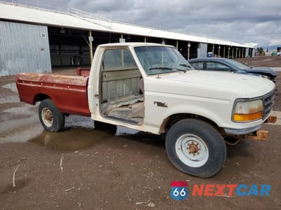 Czwarte zdjęcie samochodu z boku: 1996 FORD F250 VIN:2FTHF25H3TCA66101 - miniatura