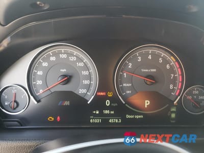 Zdjęcie 9 z 12 samochodu: 2018 BMW M3 VIN:WBS8M9C59J5J80191 - miniatura