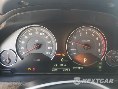 Zdjęcie 9 z 12 samochodu: 2018 BMW M3 VIN:WBS8M9C59J5J80191 - miniatura