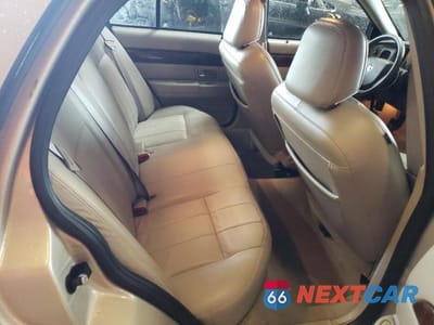 Zdjęcie 10 z 12 samochodu: 2009 MERCURY GRAND MARQUIS LS VIN:2MEHM75V69X603293 - miniatura