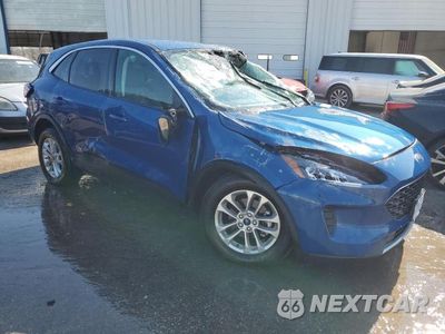Czwarte zdjęcie samochodu z boku: 2022 FORD ESCAPE SE VIN:1FMCU0G64NUC04906 - miniatura