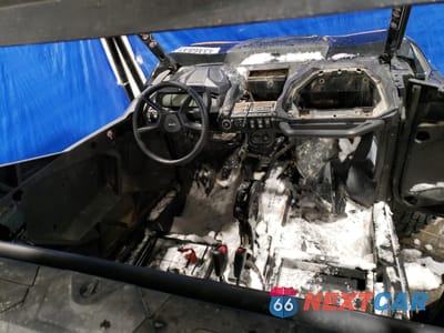 Zdjęcie 6 z 10 samochodu: 2022 CAN-AM COMMANDER XT 1000R VIN:3JB1KAX42NK002848 - miniatura