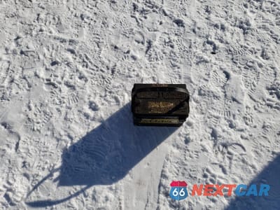 Zdjęcie 13 z 14 samochodu: 2001 CHEVROLET ASTRO VIN:1GCDM19W41B150413 - miniatura