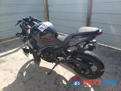 Trzecie zdjęcie samochodu z tyłu: 2019 KAWASAKI EX400 VIN:JKAEXKH16KDA33412 - miniatura