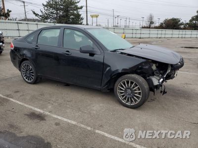 Czwarte zdjęcie samochodu z boku: 2009 FORD FOCUS SES VIN:1FAHP36N79W106481 - miniatura