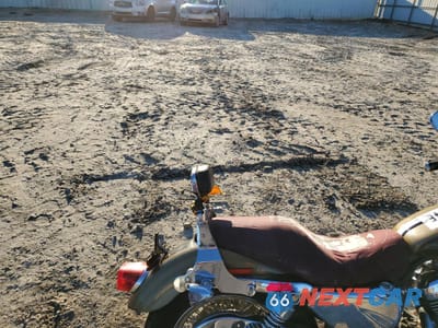 Zdjęcie 6 z 11 samochodu: 2007 HARLEY-DAVIDSON XL1200 C VIN:1HD1CT3157K402854 - miniatura