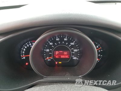 Zdjęcie 9 z 14 samochodu: 2015 KIA SOUL ! VIN:KNDJX3A58F7155942 - miniatura