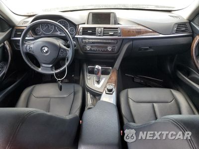 Zdjęcie 8 z 14 samochodu: 2015 BMW 320 I VIN:WBA3B1C52F5A06060 - miniatura