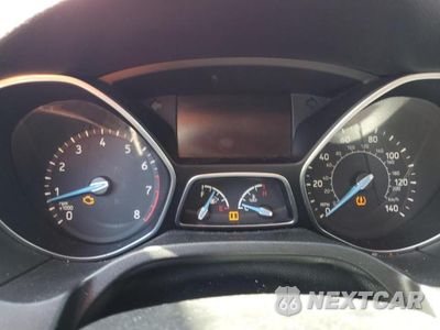 Zdjęcie 9 z 12 samochodu: 2018 FORD FOCUS SE VIN:1FADP3F22JL258758 - miniatura