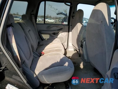 Zdjęcie 11 z 13 samochodu: 1998 FORD EXPEDITION VIN:1FMRU18W9WLB45938 - miniatura