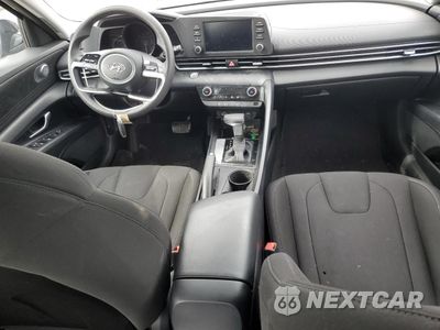 Zdjęcie 8 z 12 samochodu: 2021 HYUNDAI ELANTRA SEL VIN:5NPLM4AG8MH027914 - miniatura