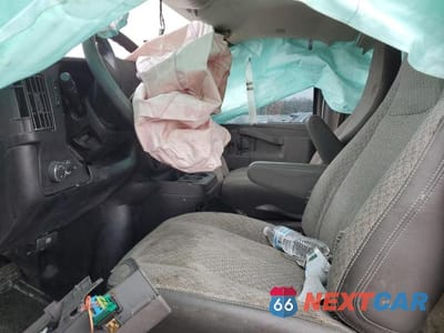 Zdjęcie 7 z 13 samochodu: 2019 CHEV EXPRESS G3500 LT VIN:1GAZGPFG1K1182992 - miniatura