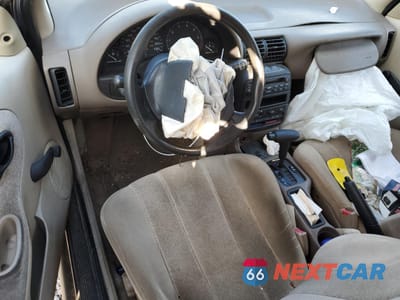 Zdjęcie 8 z 13 samochodu: 1997 SATURN SL2 VIN:1G8ZK5274VZ258981 - miniatura