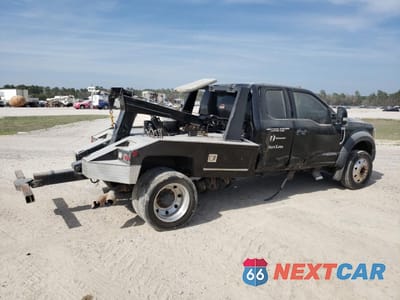 Trzecie zdjęcie samochodu z tyłu: 2018 FORD F450 SUPER DUTY VIN:1FD0X4GT1JEB24474 - miniatura