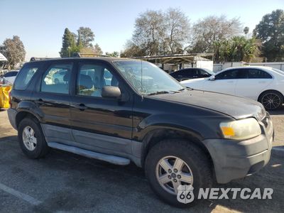 Czwarte zdjęcie samochodu z boku: 2005 FORD ESCAPE XLS VIN:1FMYU02Z15KE23261 - miniatura