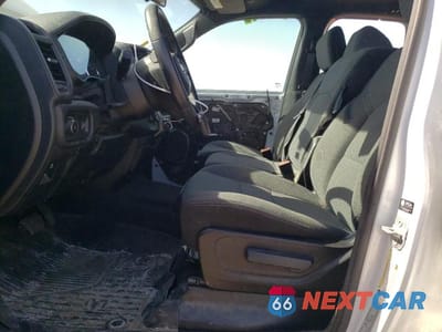 Zdjęcie 7 z 13 samochodu: 2022 RAM 1500 TRADESMAN VIN:1C6SRECM5NN194553 - miniatura