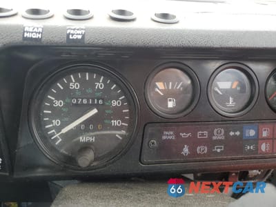 Zdjęcie 9 z 12 samochodu: 1990 LAND ROVER DEFENDER VIN:SALLDVAF7HA478978 - miniatura