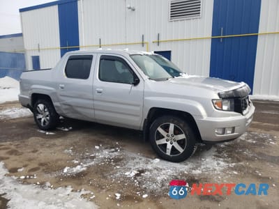 Czwarte zdjęcie samochodu z boku: 2014 HONDA RIDGELINE SPECIAL EDITION VIN:5FPYK1F89EB501405 - miniatura
