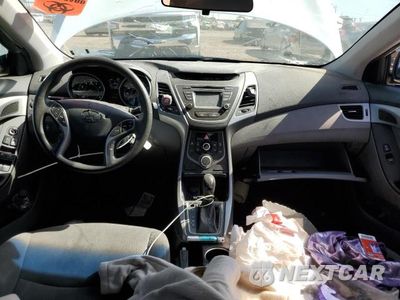 Zdjęcie 8 z 12 samochodu: 2016 HYUNDAI ELANTRA SE VIN:5NPDH4AE6GH694864 - miniatura