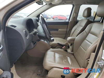 Zdjęcie 7 z 12 samochodu: 2010 JEEP COMPASS LIMITED VIN:1J4NF5FB4AD536545 - miniatura