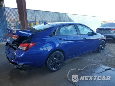 Trzecie zdjęcie samochodu z tyłu: 2021 HYUNDAI ELANTRA SEL VIN:5NPLM4AG7MH023532 - miniatura