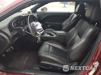 Zdjęcie 7 z 12 samochodu: 2017 DODGE CHALLENGER SXT VIN:2C3CDZAGXHH611733 - miniatura
