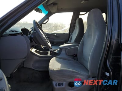 Zdjęcie 7 z 13 samochodu: 1998 FORD EXPEDITION VIN:1FMRU18W9WLB45938 - miniatura