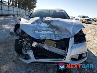 Piąte zdjęcie samochodu w środku: 2012 AUDI A3 PREMIUM VIN:WAUBEAFM6CA044056 - miniatura