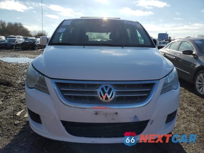 Piąte zdjęcie samochodu w środku: 2012 VOLKSWAGEN ROUTAN SE VIN:2C4RVABG4CR293887 - miniatura