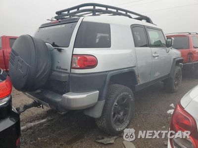 Zdjęcie 8 z 45 samochodu: 2007 TOYOTA FJ CRUISER VIN:JTEBU11FX70011700 - miniatura