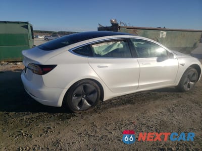 Trzecie zdjęcie samochodu z tyłu: 2020 TESLA MODEL 3 VIN:5YJ3E1EA5LF706327 - miniatura