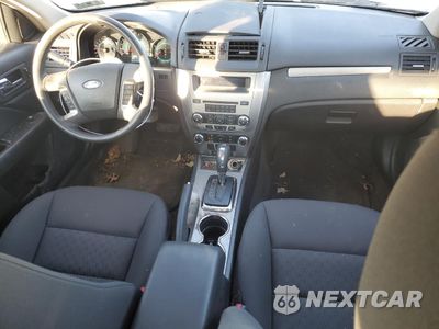 Zdjęcie 8 z 12 samochodu: 2010 FORD FUSION SE VIN:3FAHP0HA6AR261376 - miniatura