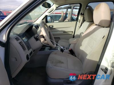 Zdjęcie 7 z 13 samochodu: 2012 FORD ESCAPE XLT VIN:1FMCU9DG5CKB54575 - miniatura