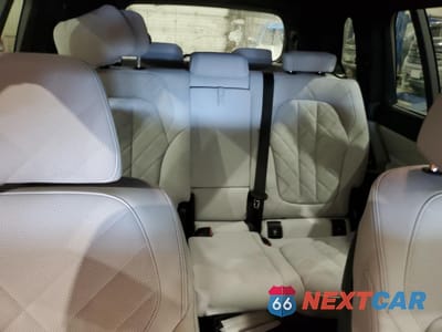 Zdjęcie 10 z 14 samochodu: 2025 BMW X7 XDRIVE40I VIN:5UX23EM08S9W34239 - miniatura