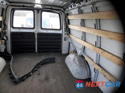 Zdjęcie 10 z 13 samochodu: 2021 GMC SAVANA G2500 VIN:1GTW7AFP6M1300318 - miniatura