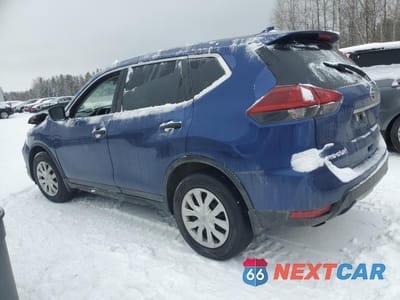 Drugie zdjęcie samochodu z przodu: 2019 NISSAN ROGUE S VIN:5N1AT2MV9KC729074 - miniatura