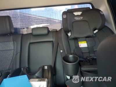 Zdjęcie 10 z 13 samochodu: 2023 TOYOTA TUNDRA CREWMAX SR VIN:5TFLA5DB1PX108924 - miniatura