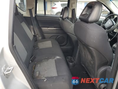 Zdjęcie 11 z 15 samochodu: 2009 JEEP COMPASS SPORT VIN:1J4FT47A79D124239 - miniatura